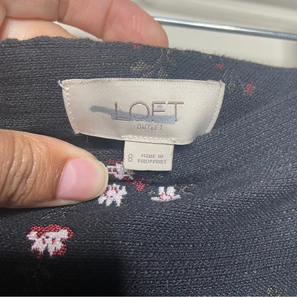 Loft Floral Short Zip Up Skirt 8 - Picture 3 of 5